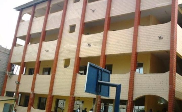 Université La Source